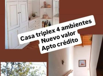 Casa de 4 ambientes, Avellaneda · Apto Credito Casa Triplex 4 Ambientes con Cochera y Terraza Propia. No Paga Expensas