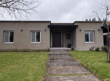 Casa · 174m² · 5 Ambientes · Casa en Venta en El Barrio San Marco, Villanueva Tigre