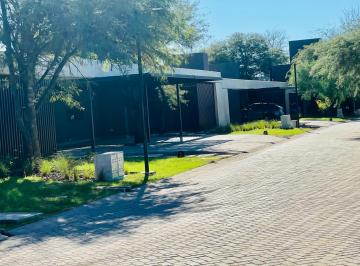 Casa · 200m² · 5 Ambientes · 2 Cocheras · Alquiler Housing Patagonia Home/ 3 Dormit/ Apto Mascotas/ Villa Warcalde