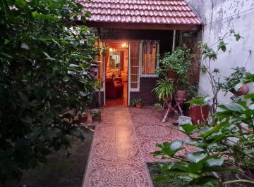 Casa · 70m² · 2 Ambientes · Alquiler Casa en Don Orione y Av San Martín (Lanus Oeste)