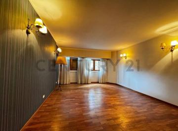 Departamento · 91m² · 5 Ambientes · 1 Cochera · Venta Departamento 2 Dorm.