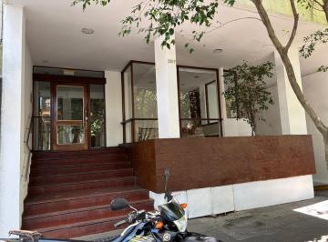 Departamento · 80m² · 6 Ambientes · Departamento en en Alquiler Calle 54 Entre 3 y 4
