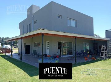 Casa · 224m² · 5 Ambientes · 2 Cocheras · Barrio Lagos de San Eliseo - Canning Fondo a La Lago
