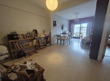 Departamento · 64m² · 3 Ambientes · Venta Departamento 3 Ambientes Floresta