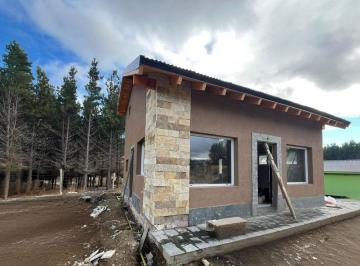 PH · 75m² · 3 Ambientes · 1 Cochera · PH en Venta en Dina Huapi