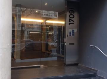 Entrada · Recoleta 3 Amb. a La Calle con Balcón, Dep. de Serv., Cochera y Amenities