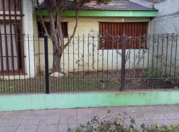 Casa de 4 ambientes, Almirante Brown · Casa 3 Amb con Garaje