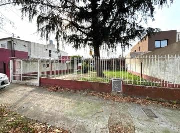 Casa · 150m² · 3 Ambientes · 1 Cochera · Venta Casa de Losa