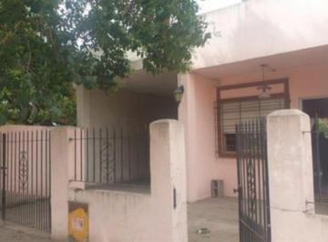 Casa · 70m² · 3 Ambientes · Venta Casa de Losa