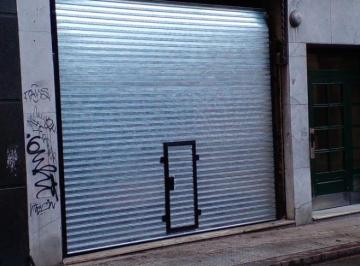 Local comercial · 102m² · Local en Monserrat! Oportunidad!