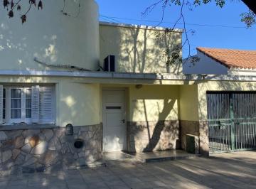 Casa · 160m² · 5 Ambientes · 3 Cocheras · Casa con Patio Amplio en Pehuajó - Chassaing y Varela