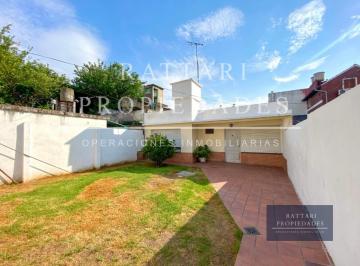 PH de 4 ambientes, La Matanza · Venta Casa en PH 4 Ambientes con Parque Villa Luzuriaga. Excelente Ubicación