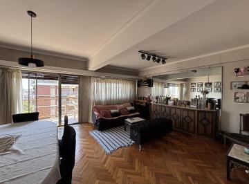 Departamento · 140m² · 5 Ambientes · 1 Cochera · Oportunidad Venta Luminoso Semipiso 5 Ambientes en Caballito, Cochera, Seguridad, Balcon Al Frente