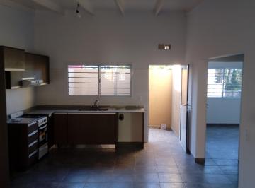 PH de 3 ambientes, Lanús · Departamento 3 Ambientes con Patio en Primer Piso por Escalera