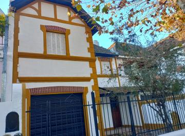 Casa de 5 ambientes, Lomas de Zamora · Alquiler de Chalet en Lomas de Zamora