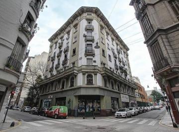 Local comercial · 246m² · Excelente Local en Venta en Monserrat Sobre Venezuela Esquina Piedras