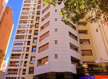 Departamento de 4 ambientes, Córdoba · 3 Dorm - Doble Cochera - Bv. Chacabuco