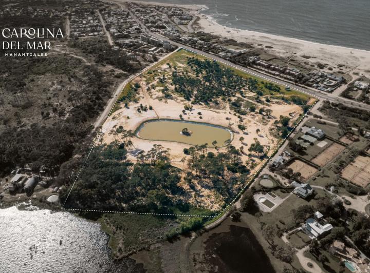 Desarrollo vertical , Uruguay · La Carolina del Mar - Manantiales