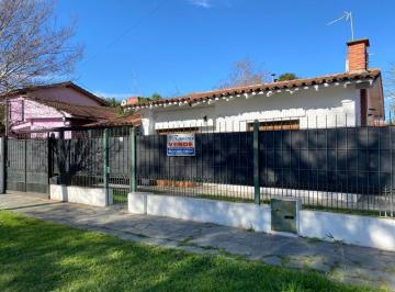 Casa · 430m² · 3 Ambientes · 1 Cochera · Casa 3 Ambientes en Venta - Francisco Alvarez, Moreno