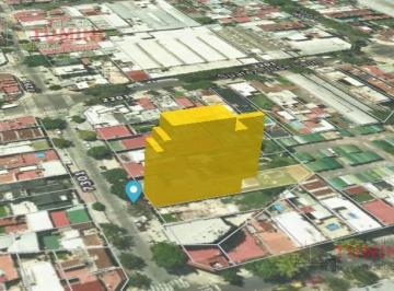 Terreno · 450m² · Lote en Venta en Mataderos.