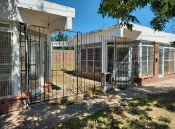 Local comercial · 19m² · Se Alquila Local Comercial - Santo Tomé