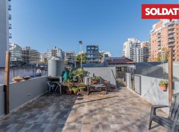 Casa · 85m² · 5 Ambientes · Muy Buen PH Tipo Casa con Terraza en Venta en Villa Urquiza
