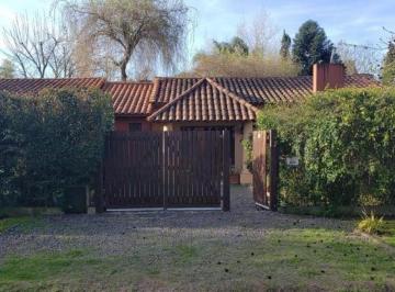 Casa · 170m² · 5 Ambientes · 2 Cocheras · Casa - Posibilidad de Financiar o Tomar Propiedad en Parte de Pago