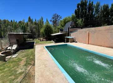 Casa de 4 ambientes, Vista Alegre · Hermosa Casa con Piscina!