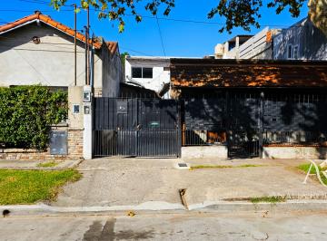 PH de 1 ambiente, San Isidro · Alquiler – Departamento Monoambiente Tipo PH Sin Expensas – Villa Adelina