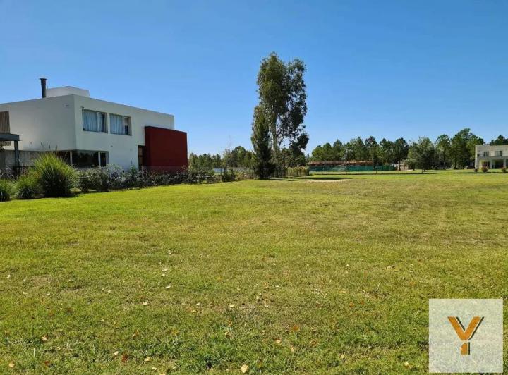 Terreno · 1250m²