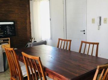 Departamento de 2 ambientes, Esperanza · Departamento de 1 Dormitorio con Cochera en Esperanza