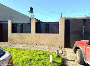 Casa de 4 ambientes, Rosario · Se Alquila Casa en Medrano 1386