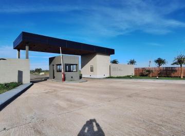 Casa · 53m² · 4 Ambientes · 1 Cochera · Casa de 2 Dorm. en Venta Oliveros