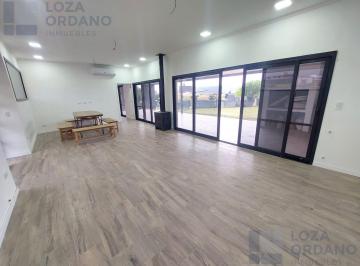 Casa · 122m² · 3 Ambientes · Venta Casa en Puerto del Aguila