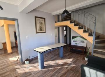 Casa de 6 ambientes, Godoy Cruz · Alquiler de Casa en Calle San Martin Sur Ideal Comercio o Vivienda