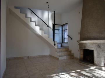 Casa · 150m² · 5 Ambientes · 2 Cocheras · Casa de Tres Dorm. y Dos Baños. Antartida Argentina
