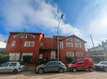 Casa de 8 ambientes, Mataderos · Venta Exclusiva - Imponente Casa en Esquina Sobre Doble Lote Frente a Plaza – Ba