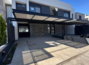 Casa de 5 ambientes, Córdoba · Duplex Zona Sur! Grenville 2 de 3 Dorm.. Premium