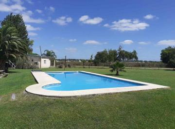 Quinta vacacional · 190m² · 6 Dormitorios · 3 Cocheras · Imperdible Casa Quinta en Domselaar Venta