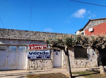 Casa de 4 ambientes, La Matanza · Casa 4 Amb. C/ Patio y Cochera
