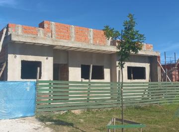 Casa · 172m² · 5 Ambientes · Casa en Venta Barrio Cerrado San Pablo