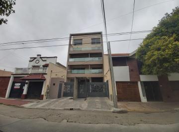 Departamento · 60m² · 3 Ambientes · Bernal Centro - Departamento Tipo Duplex