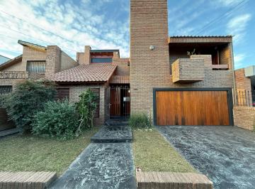 Casa de 7 ambientes, Córdoba · Palermo Bajo - Gran Casa - 3 Dorm.