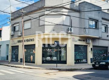 Local comercial · 60m² · 1 Ambiente · Local en Venta en Berazategui Centro