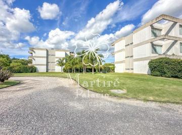 Departamento · 60m² · 2 Ambientes · 1 Cochera · Departamento en Alquier Av Benavidez 700