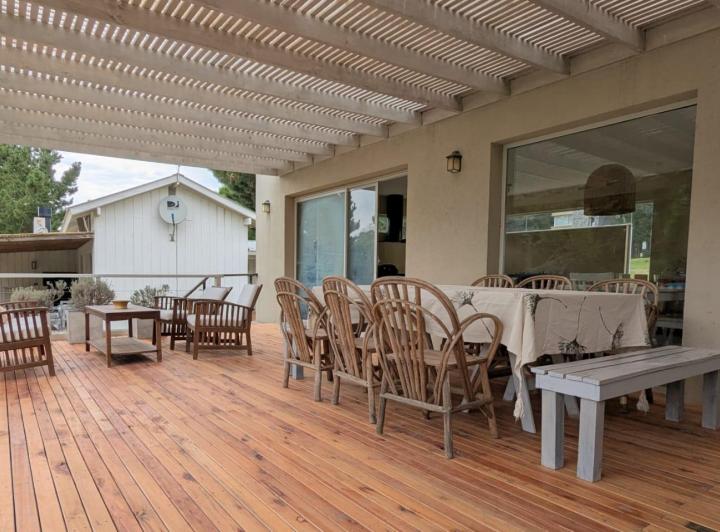 Casa · 200m² · 5 Ambientes · 2 Cocheras
