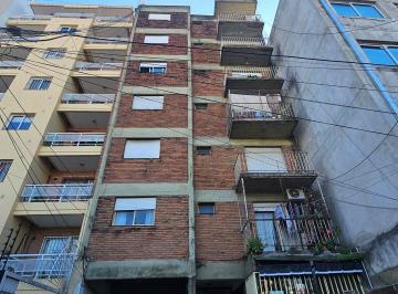 Departamento · 40m² · 2 Ambientes · 1 Cochera · Departamento en Venta en Castelar, Morón, G. B. a. Zona Oeste