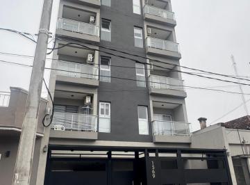 Departamento de 2 ambientes, General San Martín · Dto 2 Amb C/cochera a Estrenar! Permuta