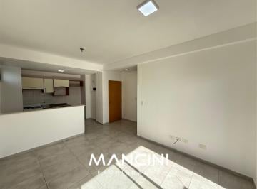 Departamento · 65m² · 3 Ambientes · 1 Cochera · Semipiso en Alquiler de 3 Ambientes con Cochera - San Martin