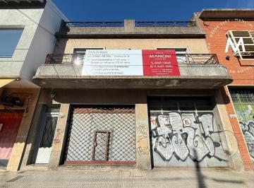 Bodega-Galpón · 348m² · 3 Ambientes · Venta en Block: Local Comercial Galpón Departamento de 3
